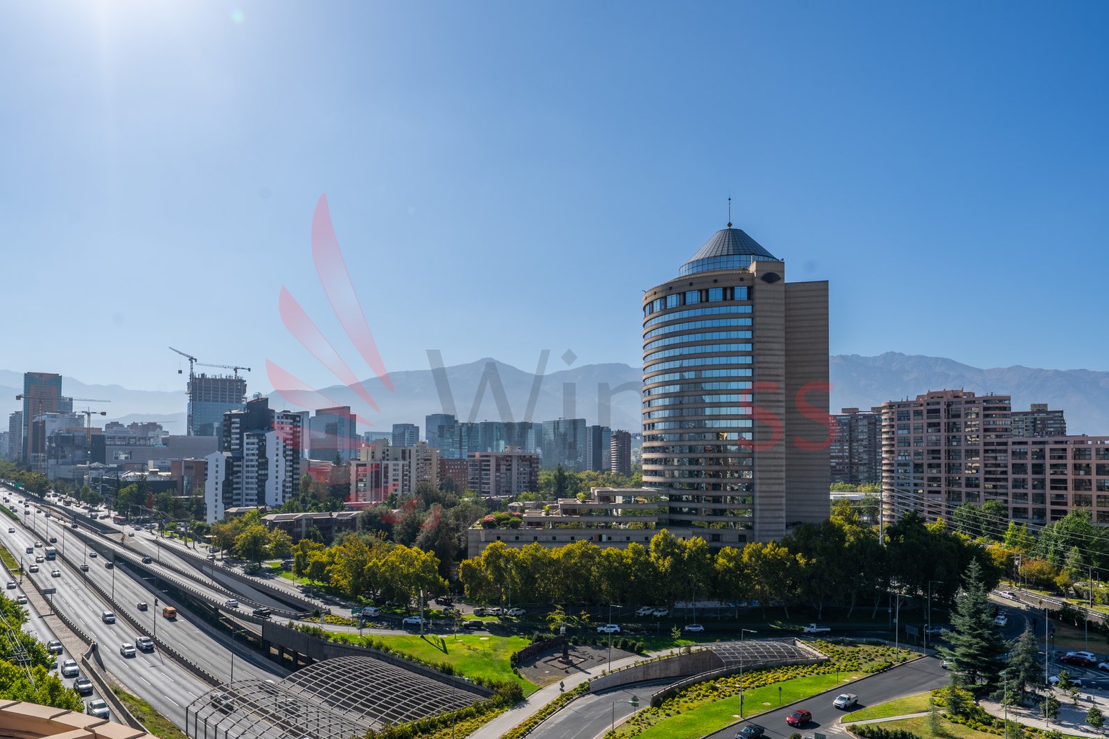 Excelente Dpto. en Vitacura con vista Privilegiada